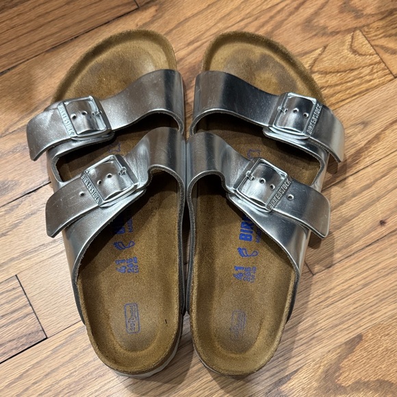 Birkenstock Women's Silver Sandals - Picture 2 of 4